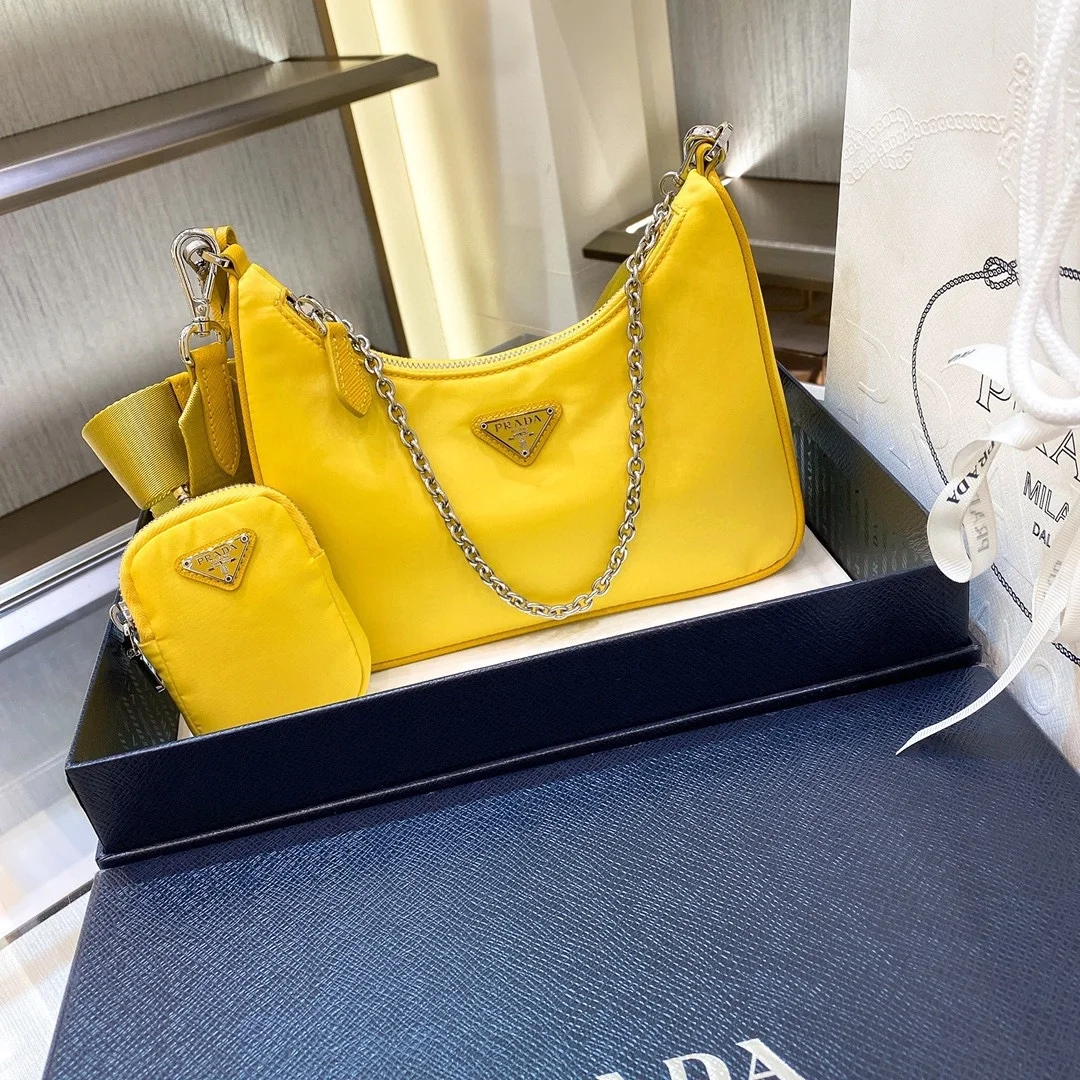 프라다 리에디션 2005 리나일론 숄더백 옐로우