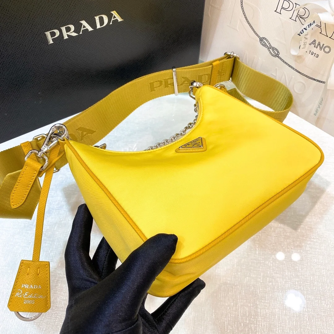 프라다 리에디션 2005 리나일론 숄더백 옐로우