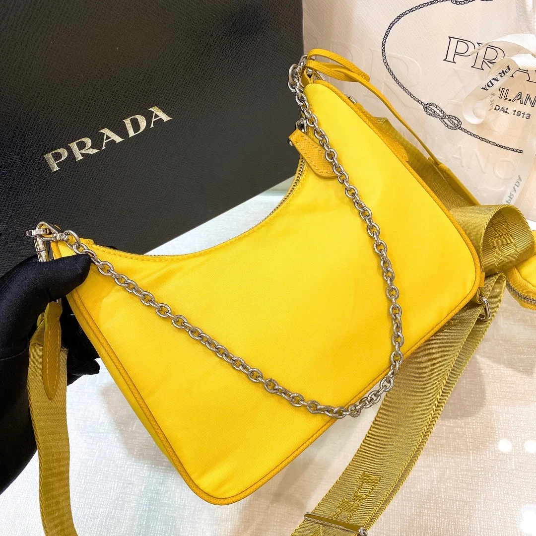프라다 리에디션 2005 리나일론 숄더백 옐로우