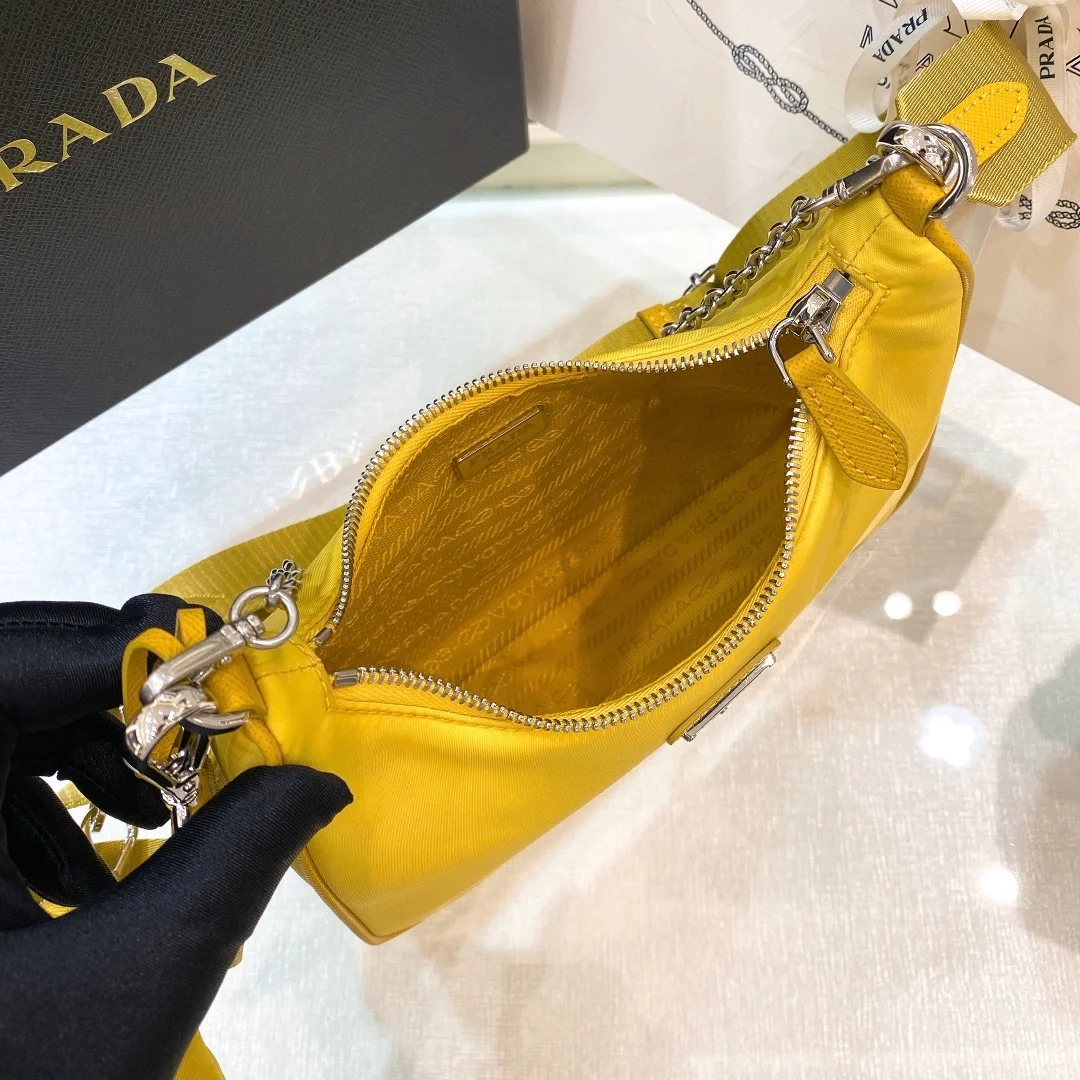 프라다 리에디션 2005 리나일론 숄더백 옐로우