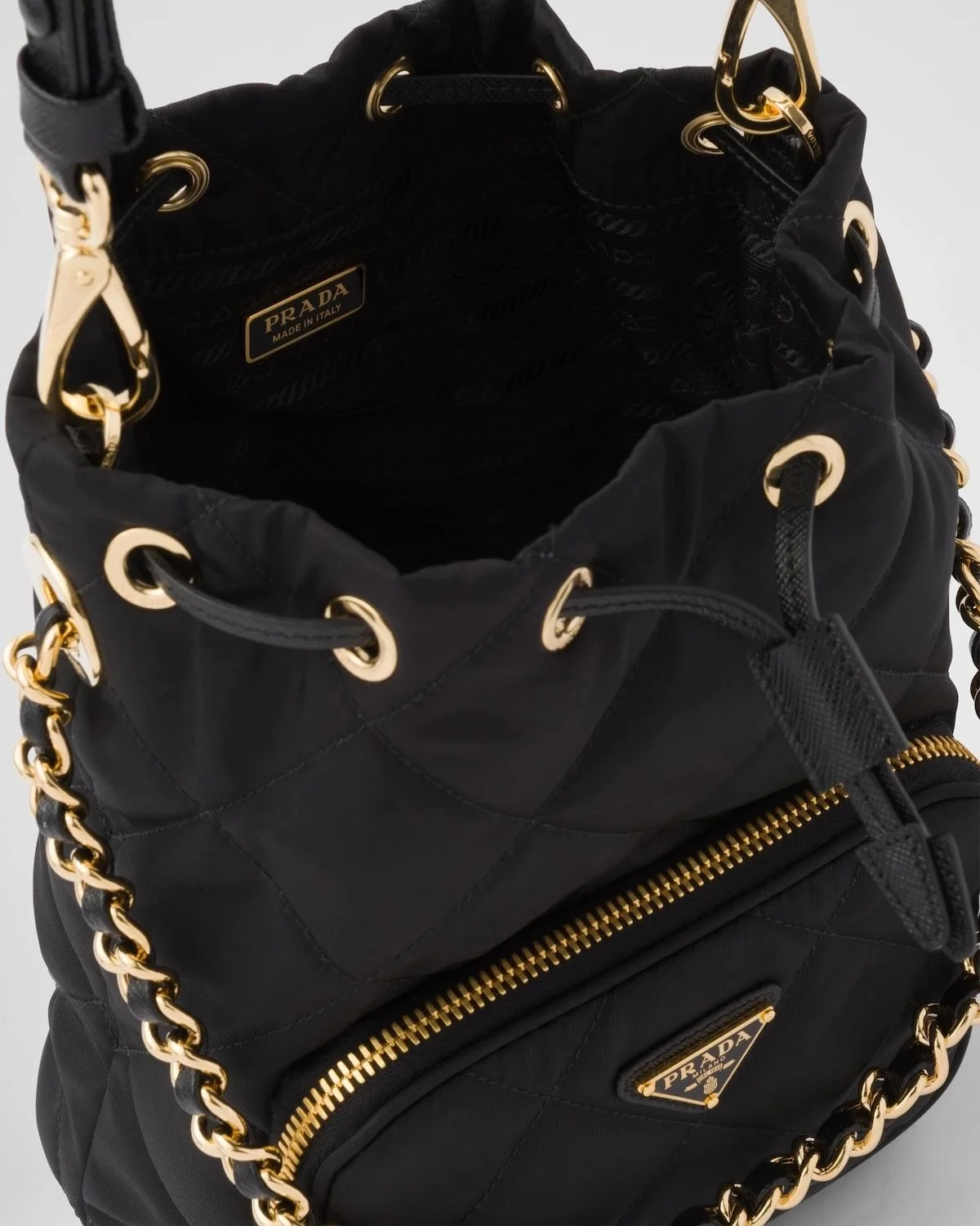 프라다 리나일론 숄더백 블랙