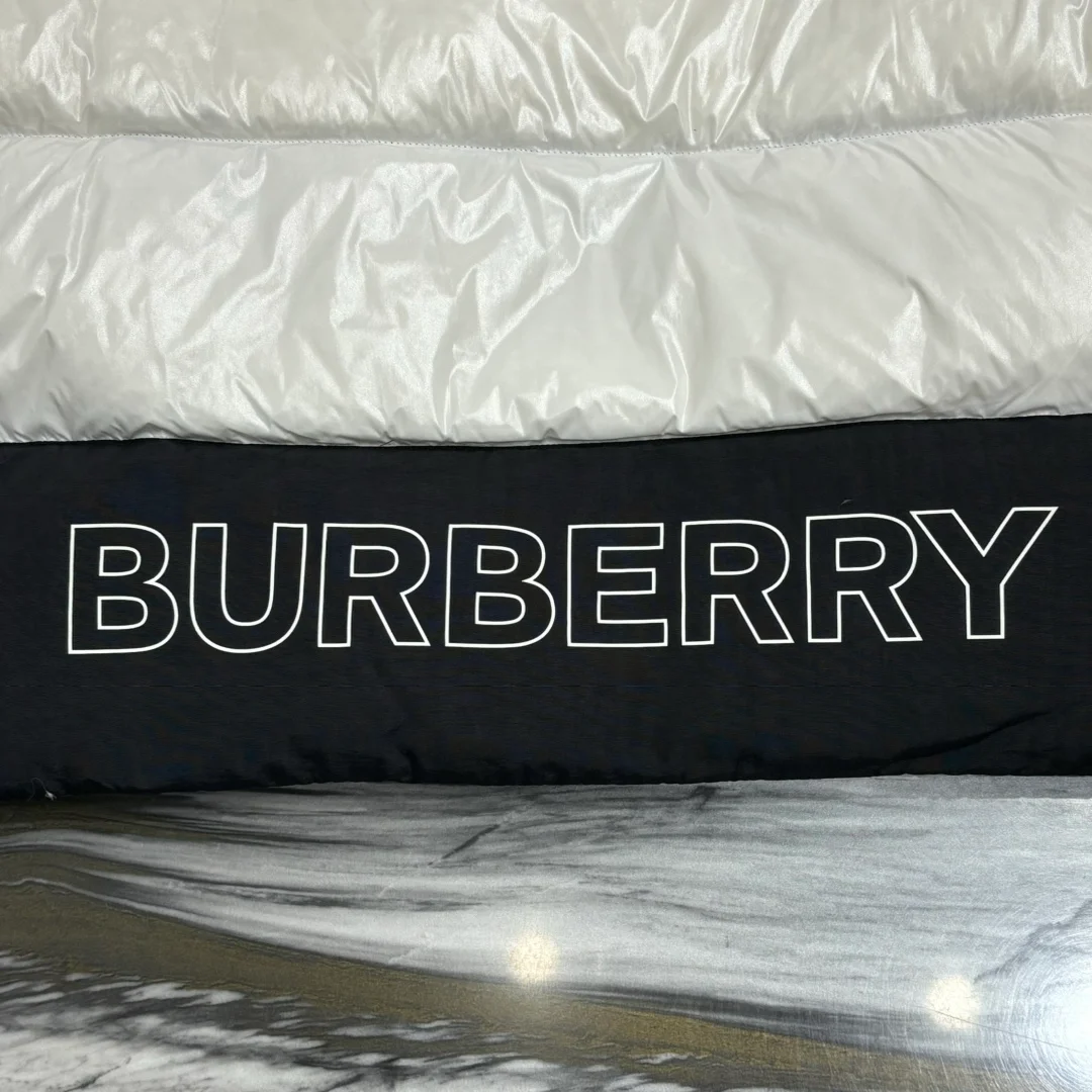 버버리 Giacche 다운 자켓