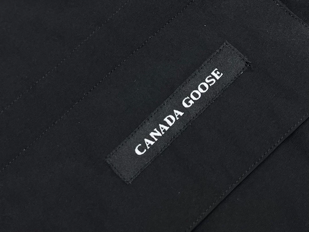 캐나다구스 익스페디션 파카