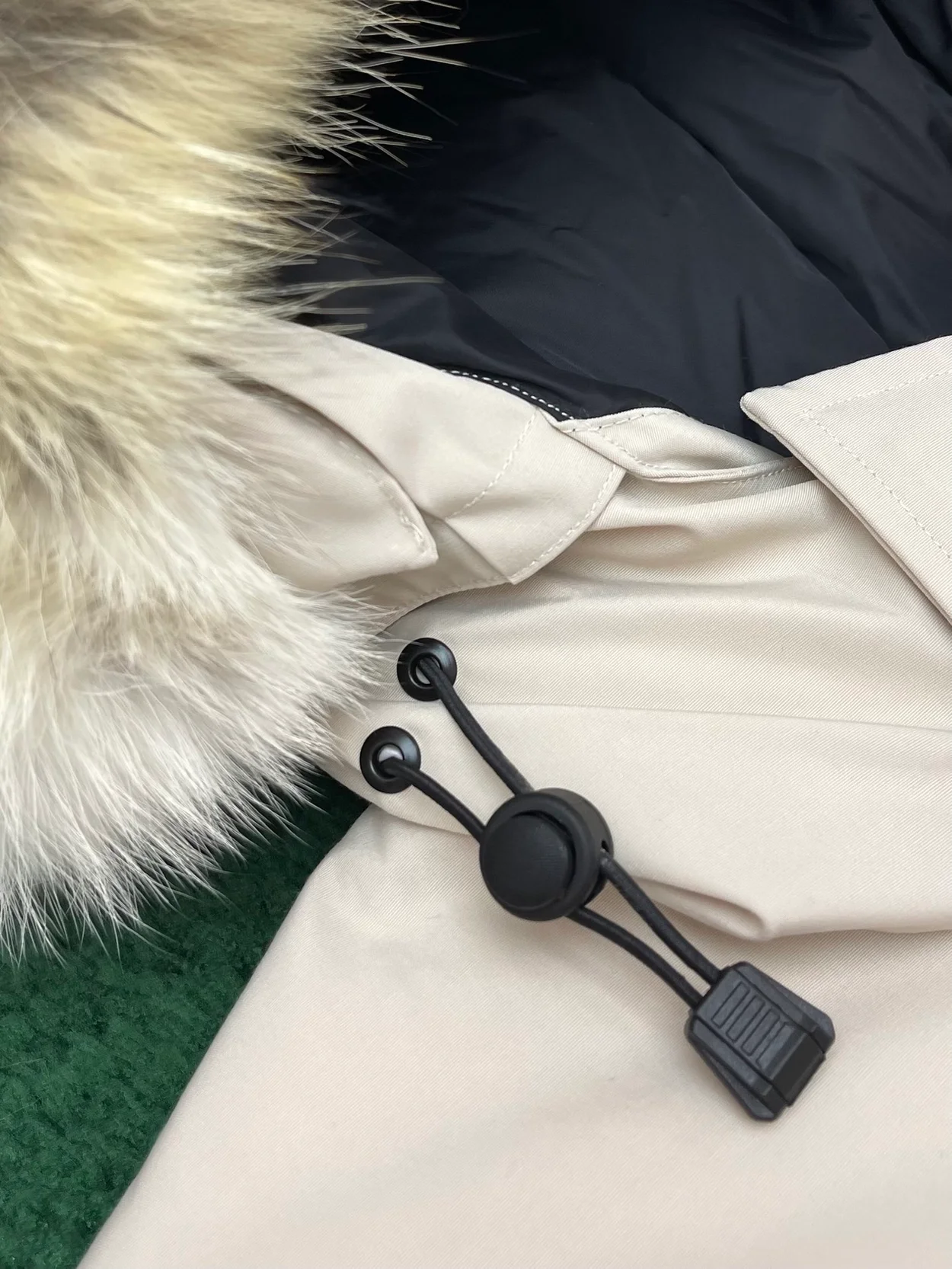 캐나다구스 익스페디션 파카