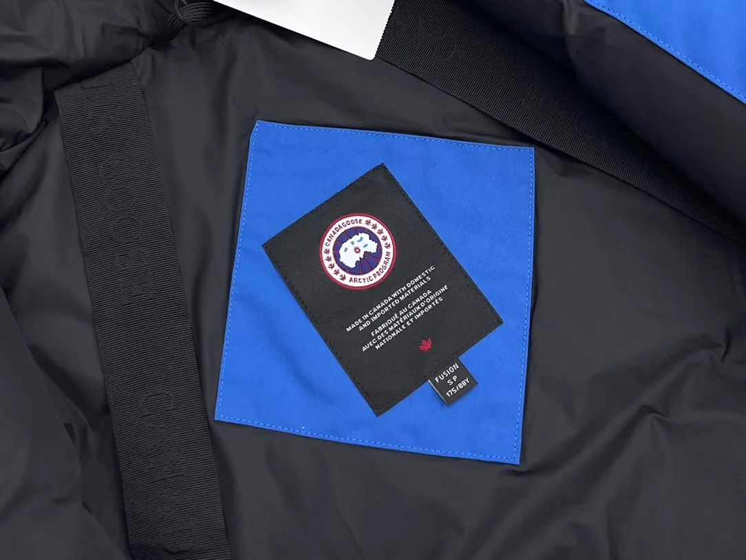 캐나다구스 익스페디션 파카