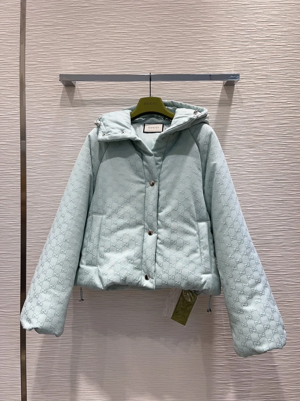 구찌 수프림 크롭 후드 자켓