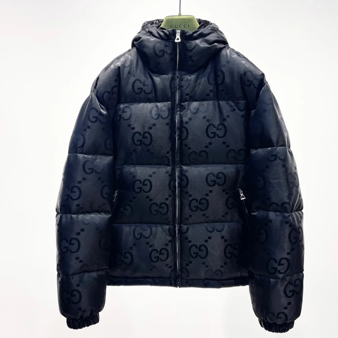 구찌 점보 GG 캔버스 다운 자켓