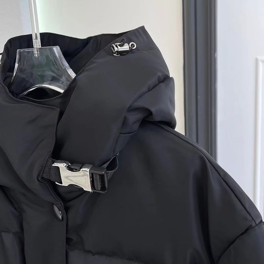 프라다 25FW 리나일론 다운 재킷 블랙(최신상)