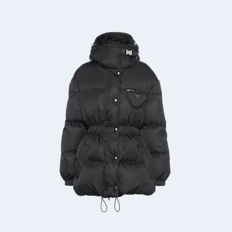 프라다 트라이앵글 파우치 리나일론 다운 자켓