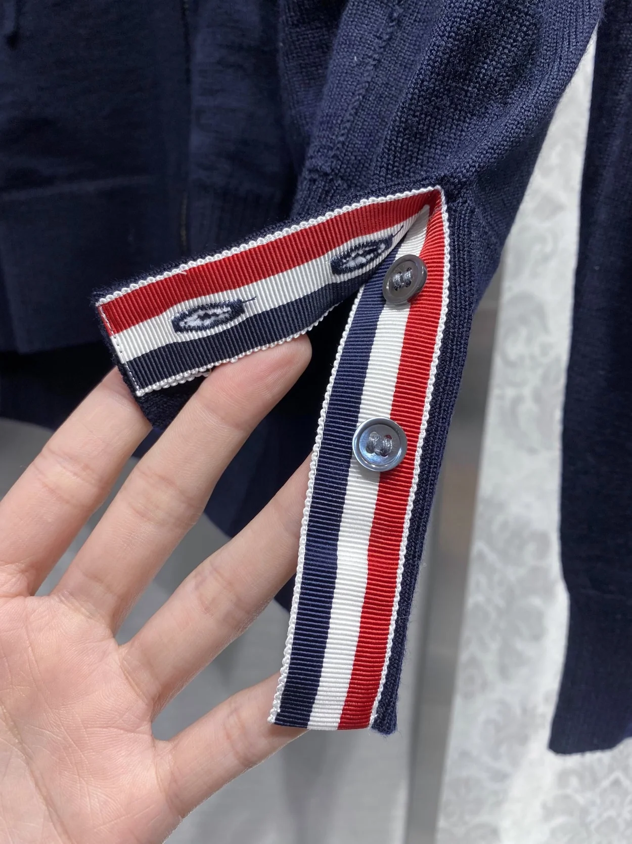 톰브라운 스트라이프 메리노 울 후드 딥블루