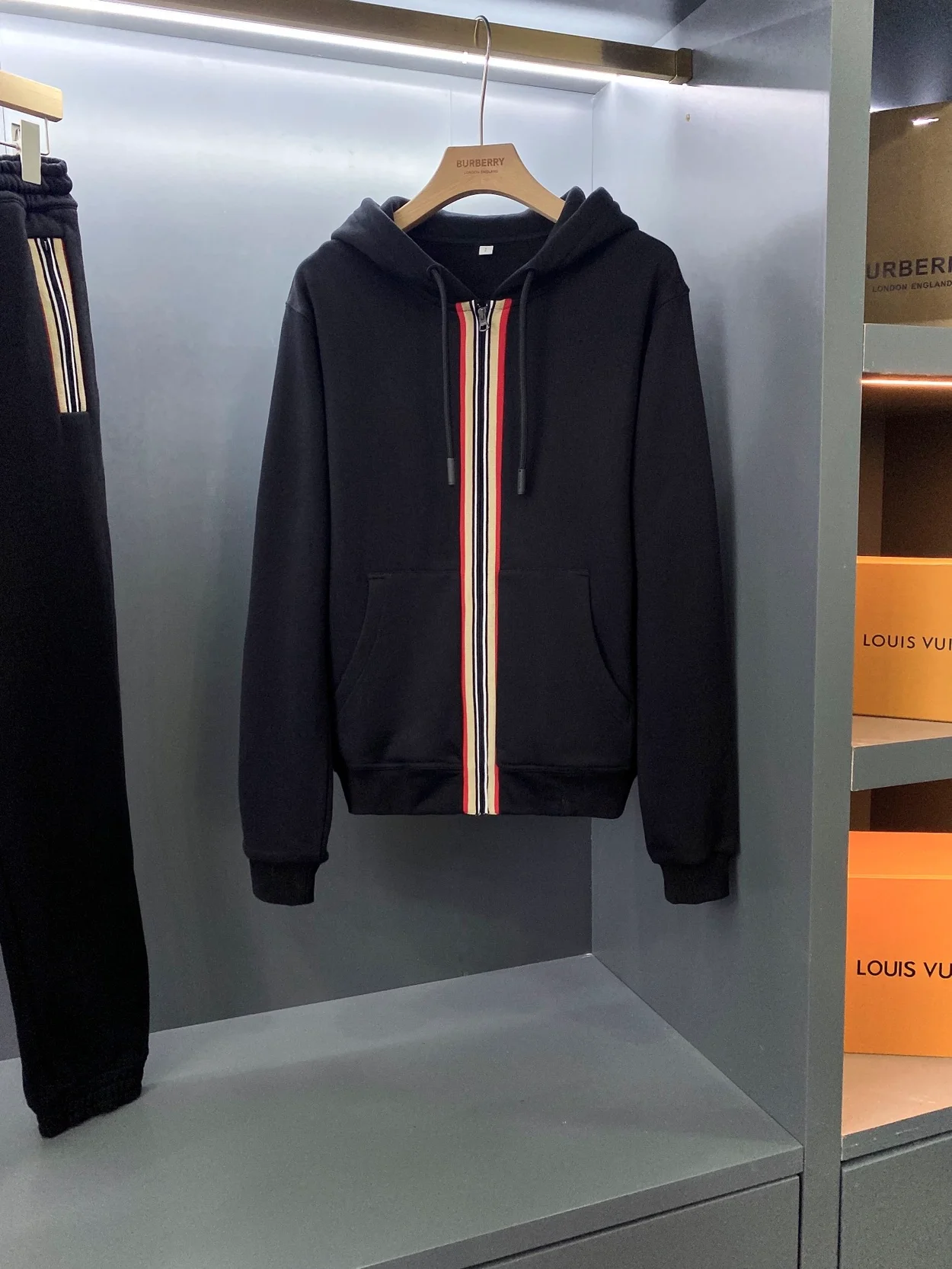 버버리 아이콘 스트라이프 후드 집업