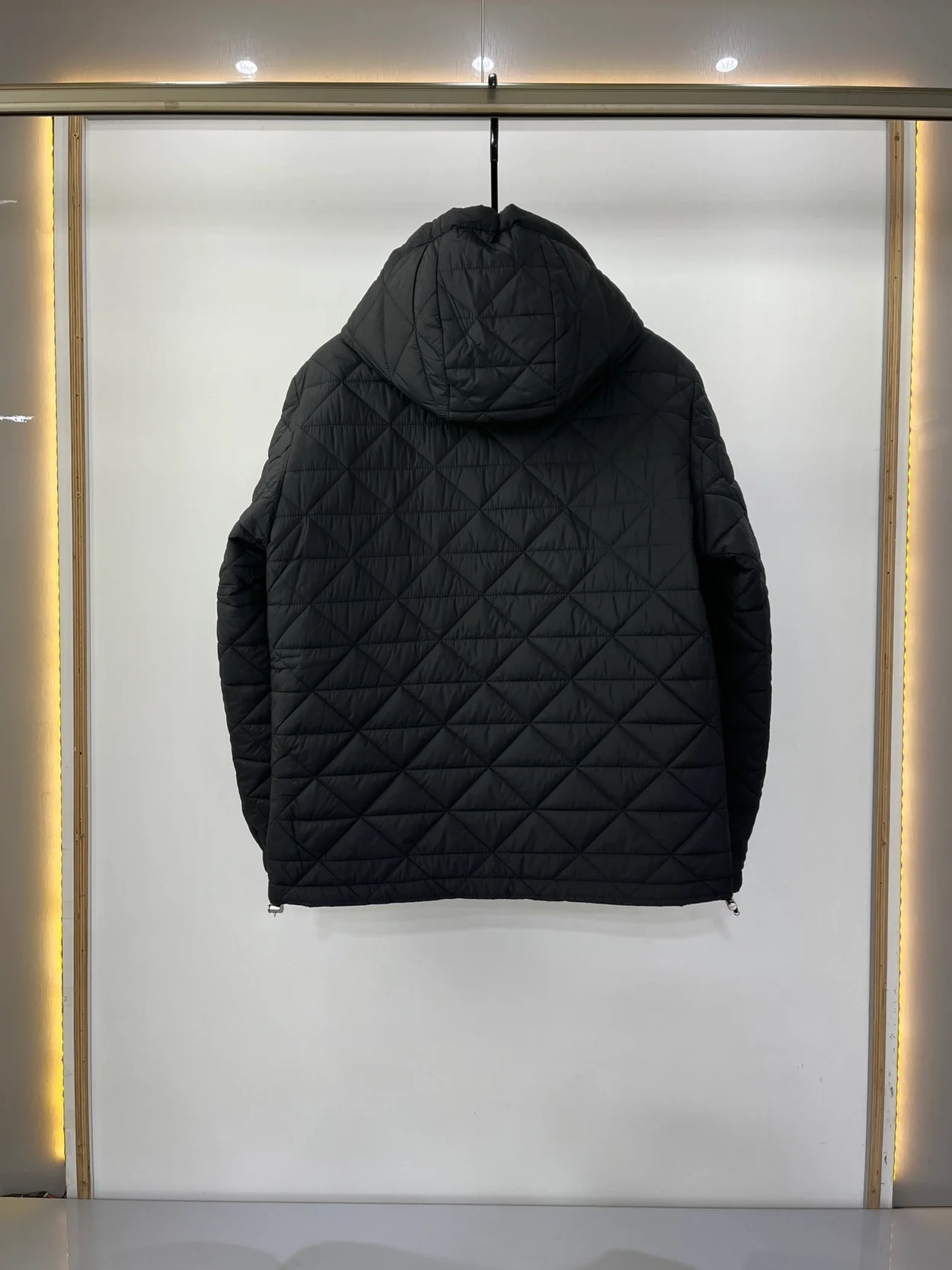 프라다 리나일론 블루종 자켓