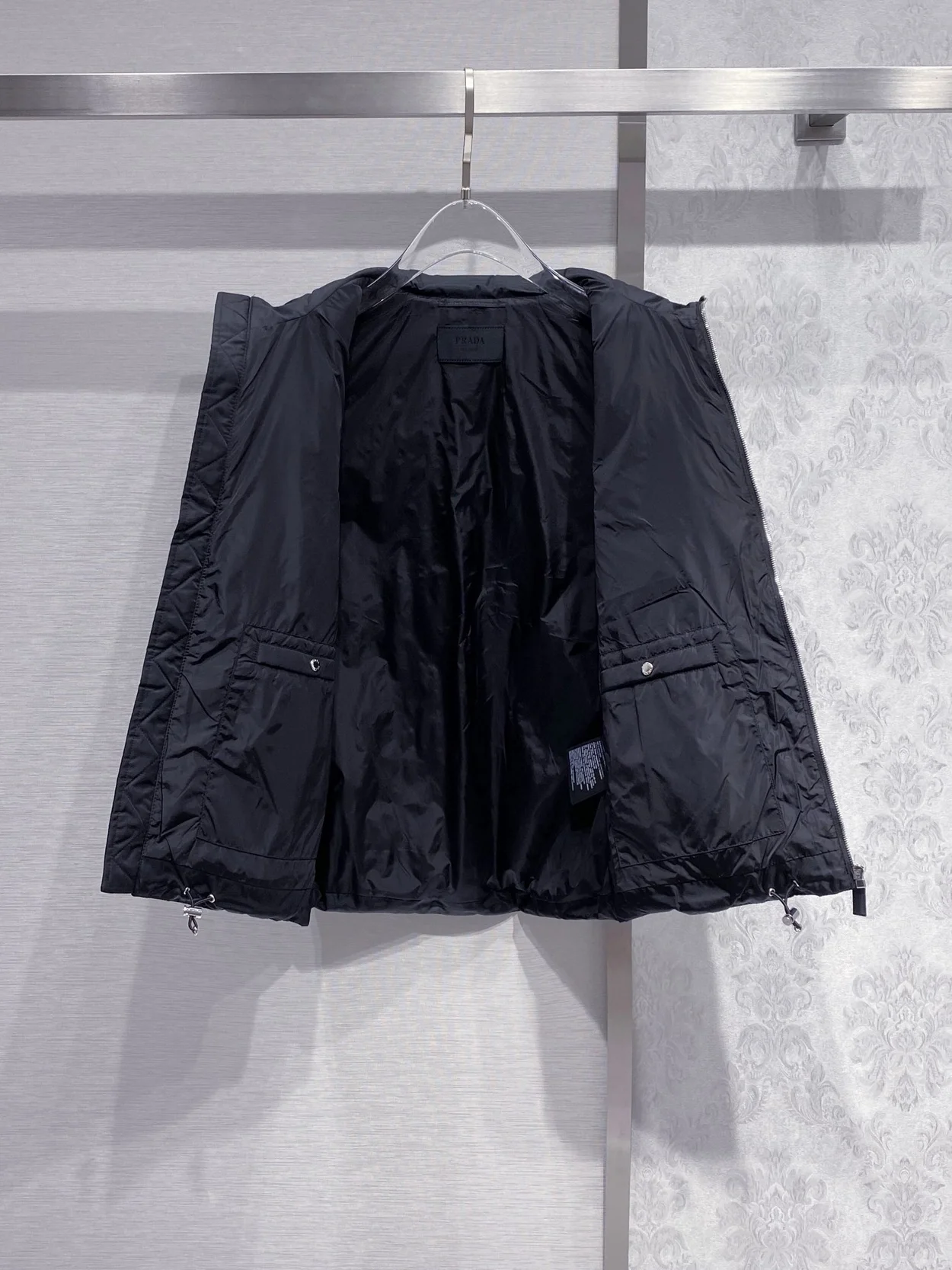 프라다 삼각로고 패치 베스트