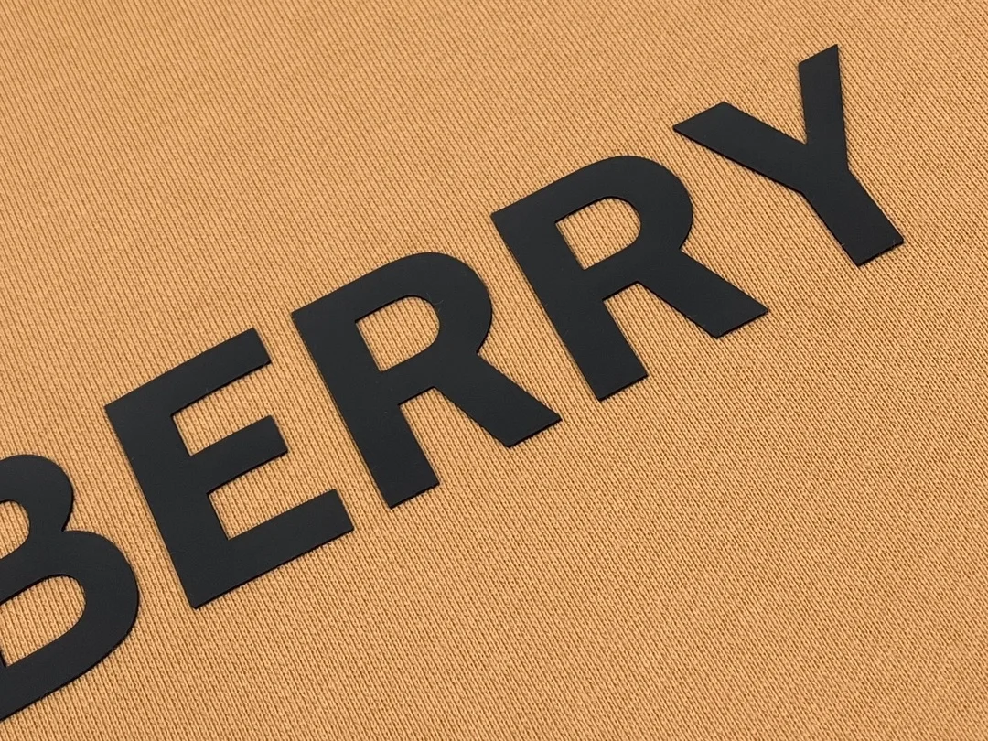 버버리 로고 프린트 코튼 후드 브라운