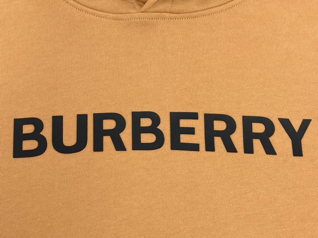 버버리 로고 프린트 코튼 후드 브라운