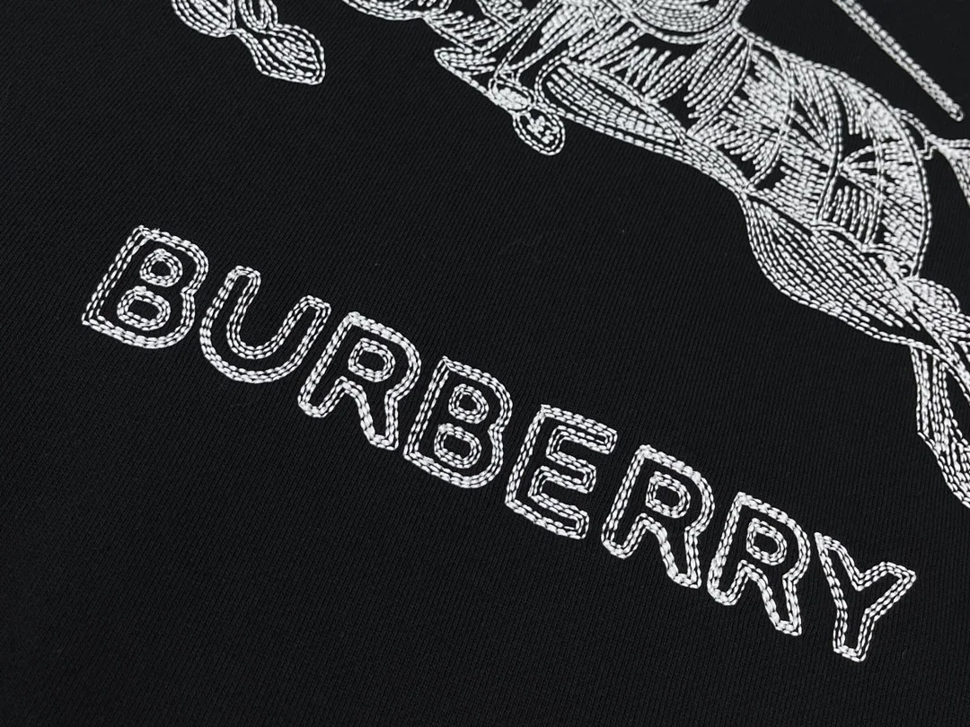 버버리 EKD 로고 자수 후드티