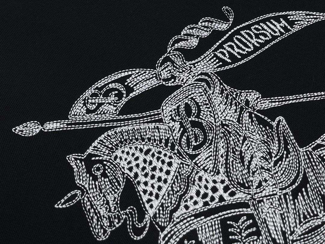 버버리 EKD 로고 자수 후드티