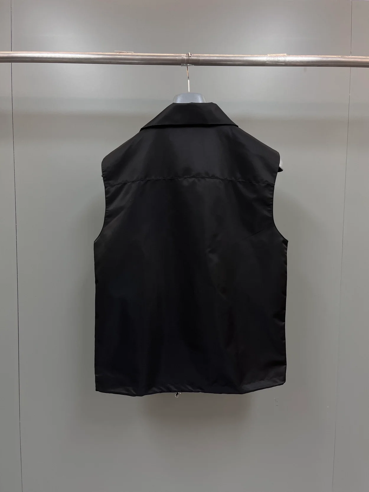 프라다 리나일론 베스트 블랙