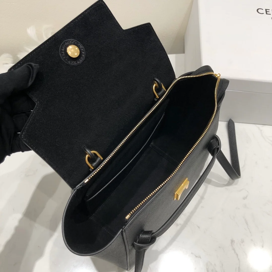 셀린느 마이크로 벨트백 블랙