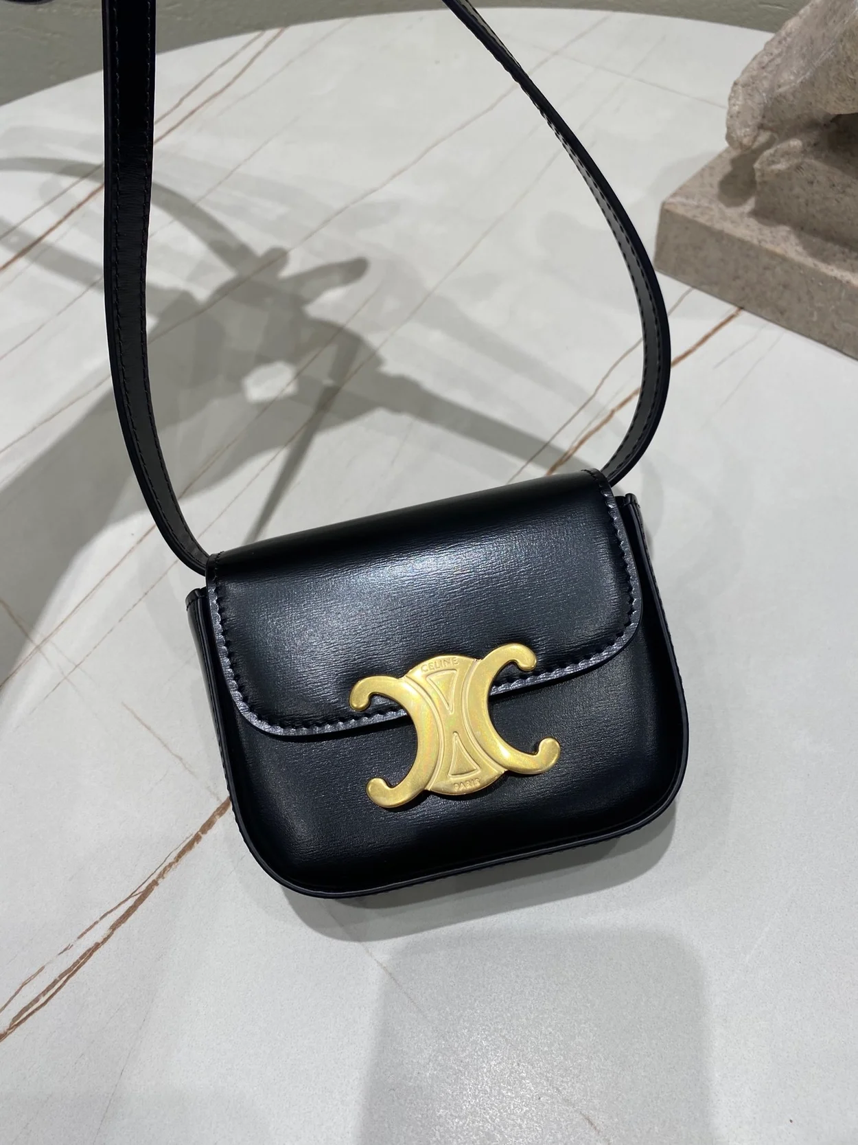 셀린느 미니 클로드 백 블랙