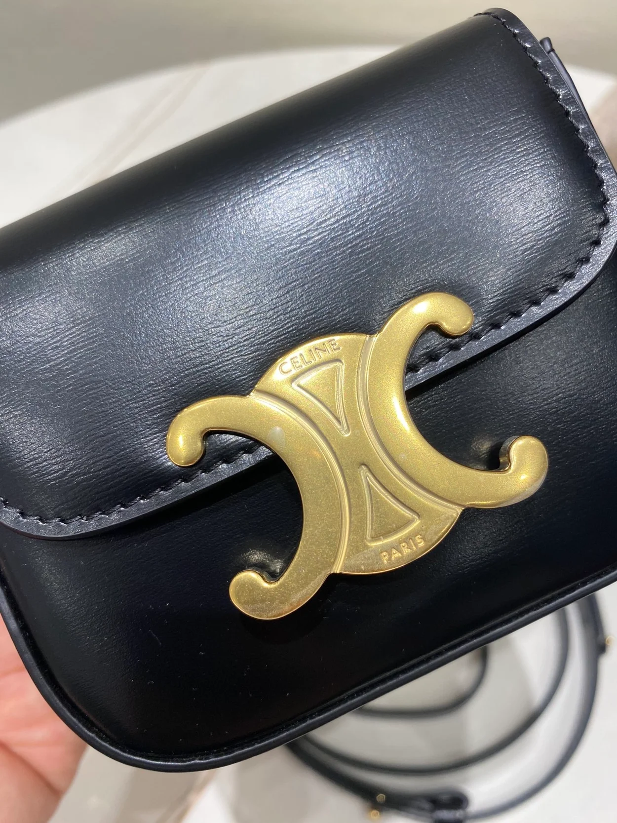 셀린느 미니 클로드 백 블랙