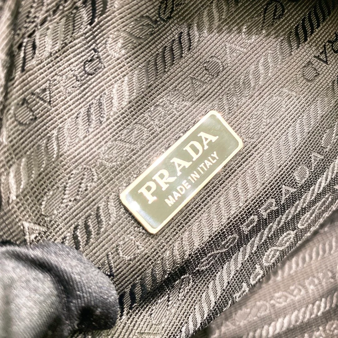 프라다 1BB082 화이트 숄더백