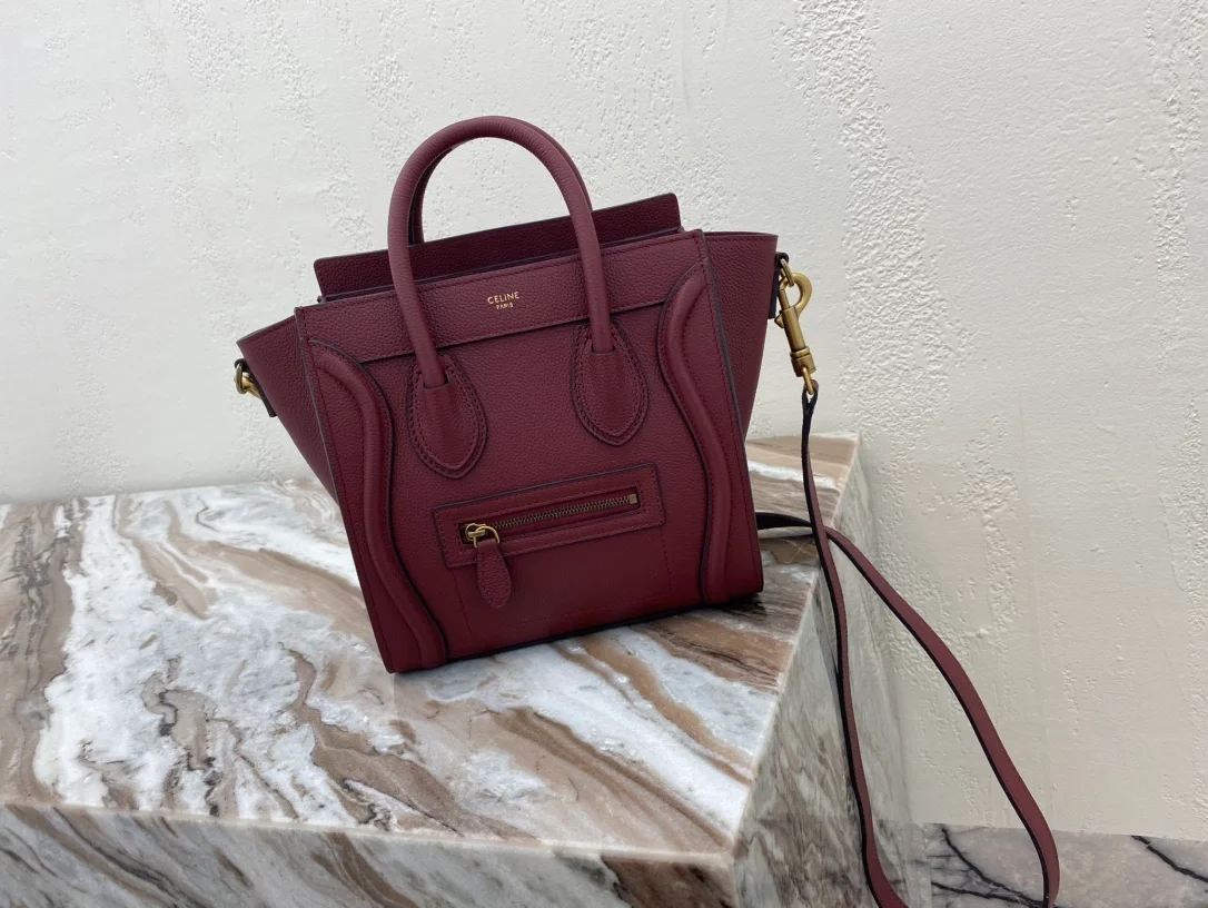 셀린느 나노 러기지백 드럼 카프스킨 골드레드