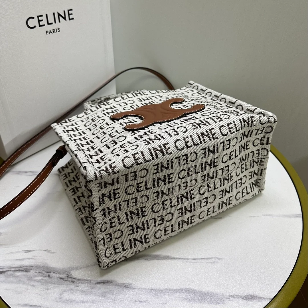 셀린느 스몰 카바스 타이스 올오버 프린트 내추럴 탠