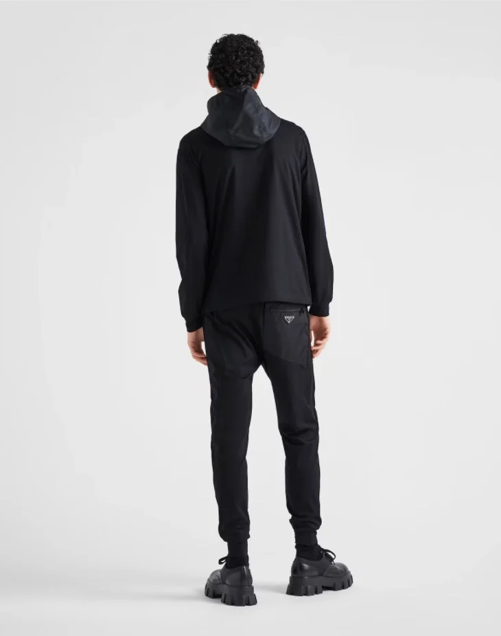 프라다 삼각로고 리나일론 후드 자켓