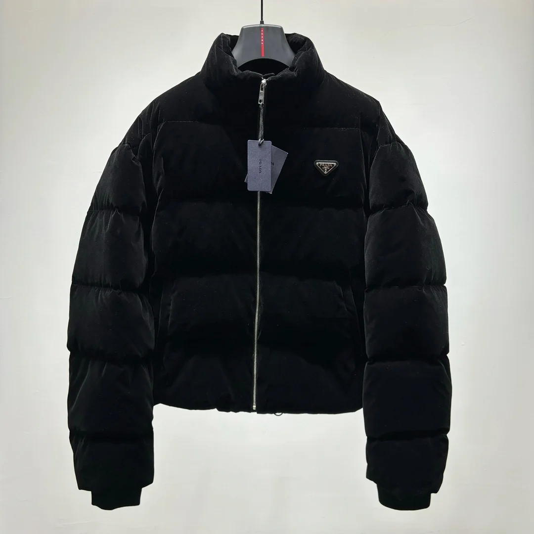 프라다 삼각로고 벨벳 패딩 자켓