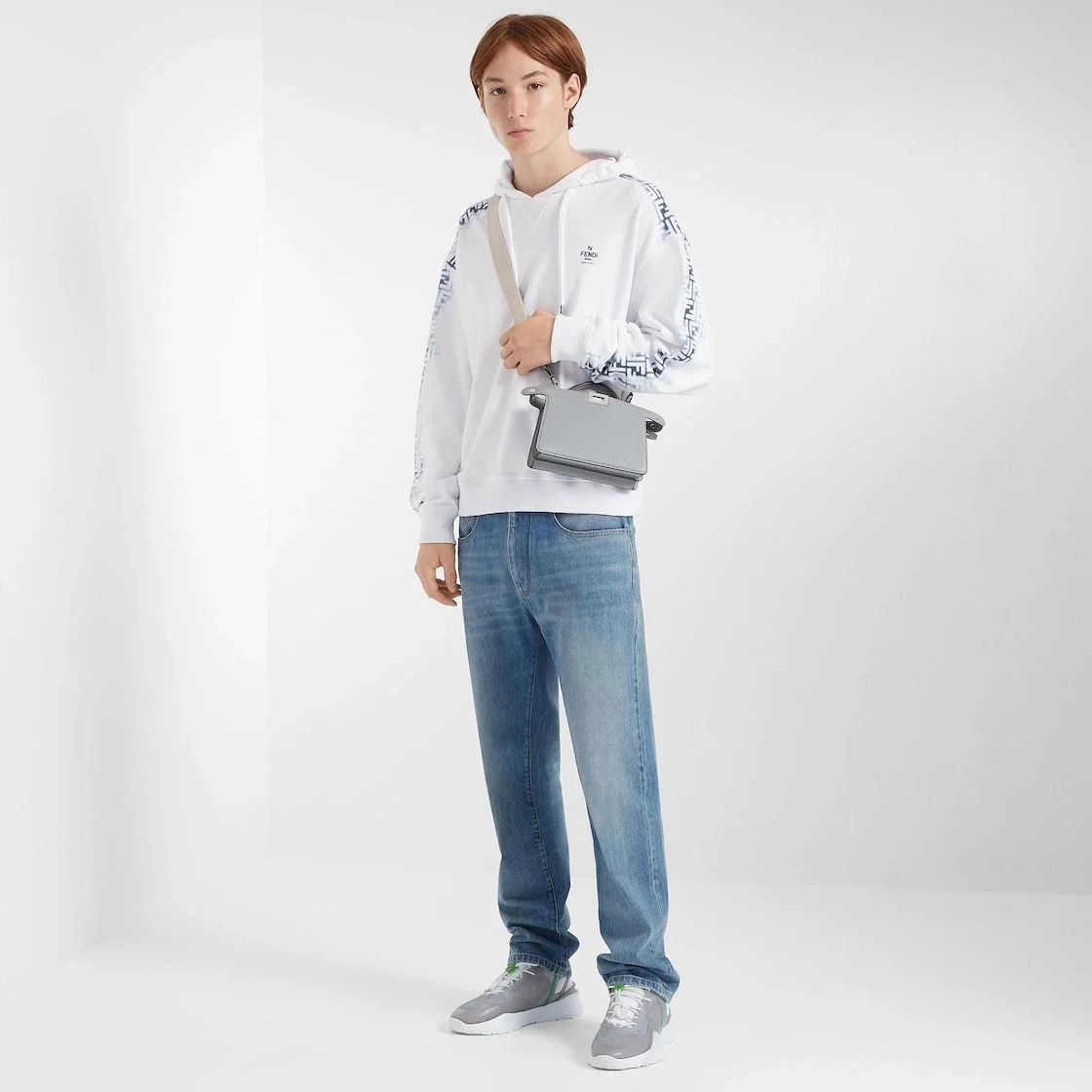 펜디 인서트 프린팅 후드