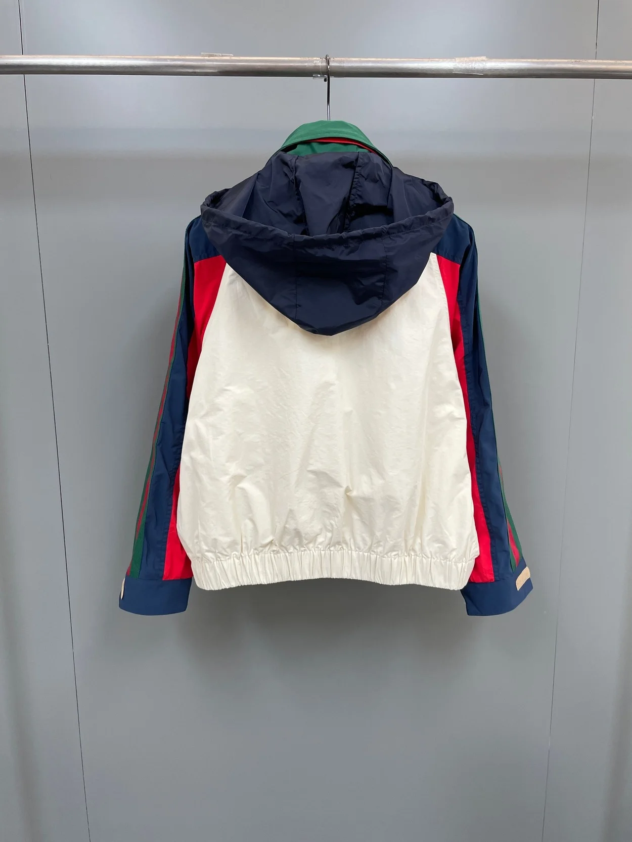 구찌 멀티컬러 패치 나일론 자켓