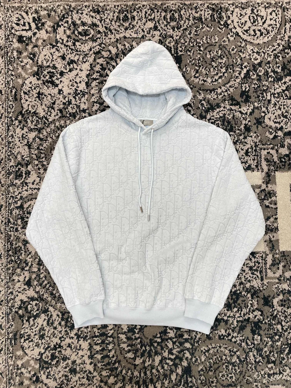 디올 오블리크 후드 스카이