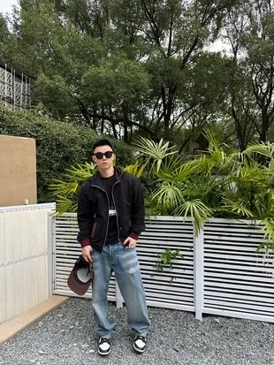 구찌 웹 디테일 코튼 후드