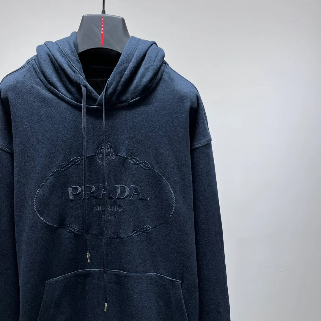 프라다 드로스트링 후드 탑