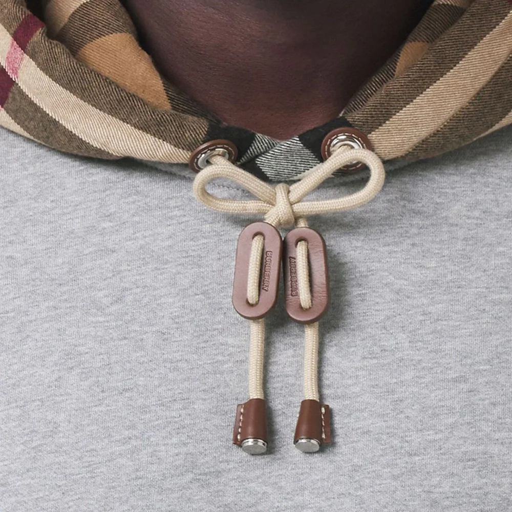 버버리 체크 기모 후드티 그레이