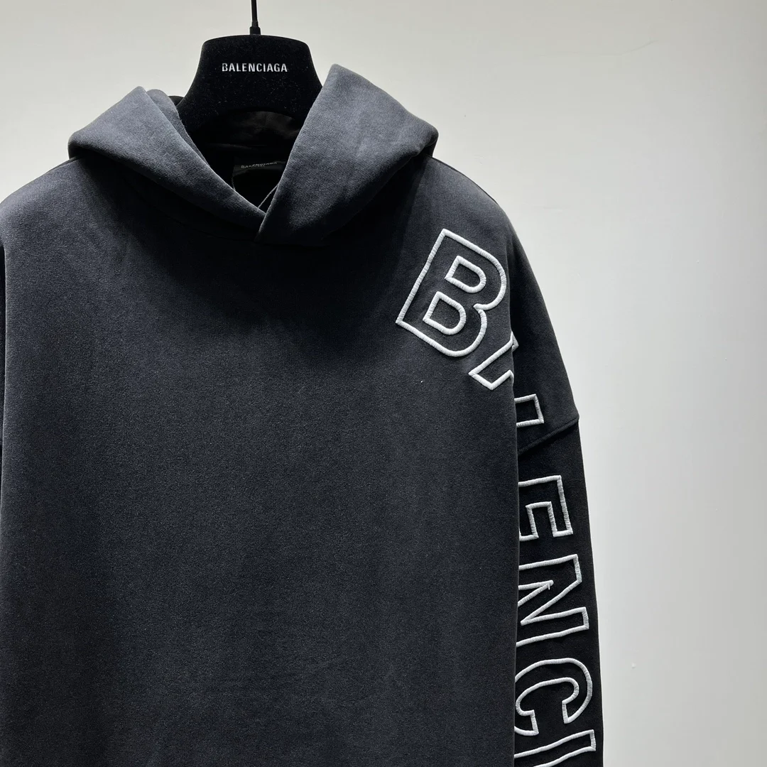 발렌시아가 엠브로이드 코튼 후드