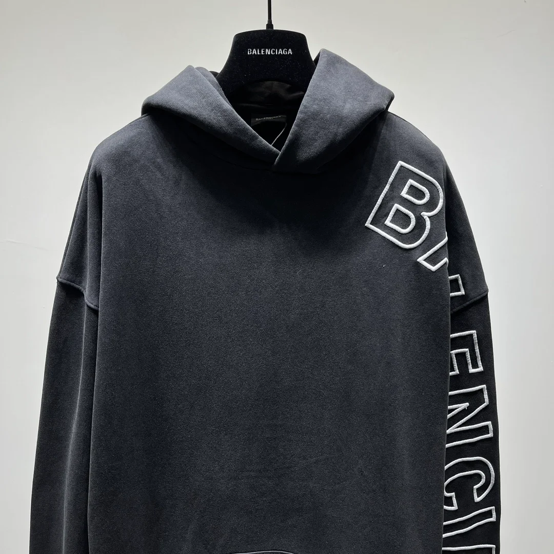 발렌시아가 엠브로이드 코튼 후드