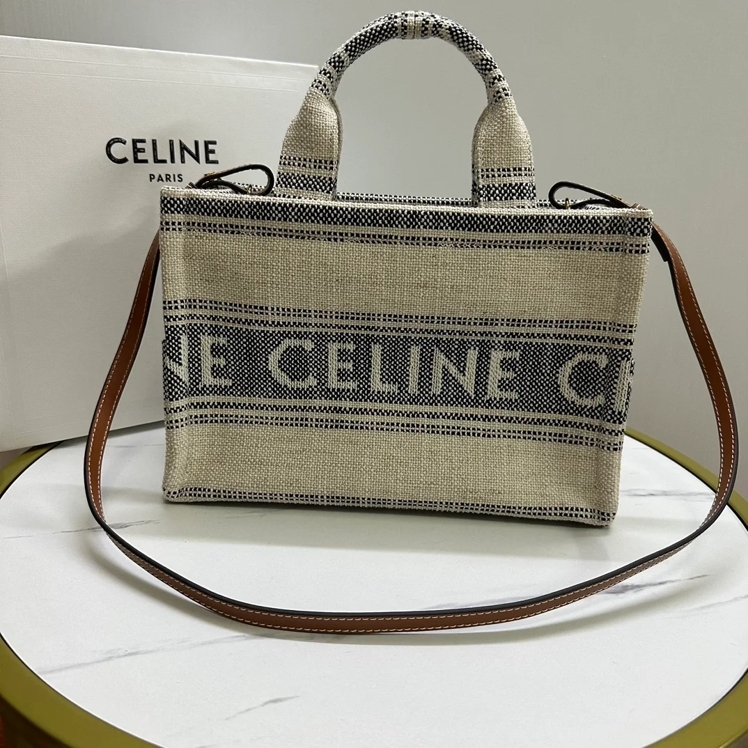 셀린느 스몰 타이스 카바스 화이트블랙