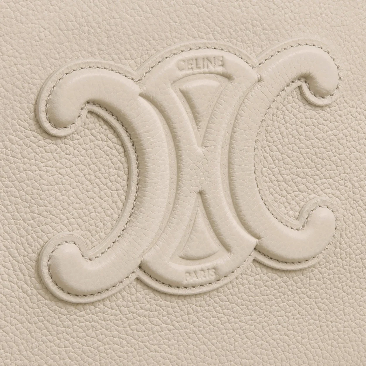 셀린느 드로우스트링 카바스 스몰 백 라이트