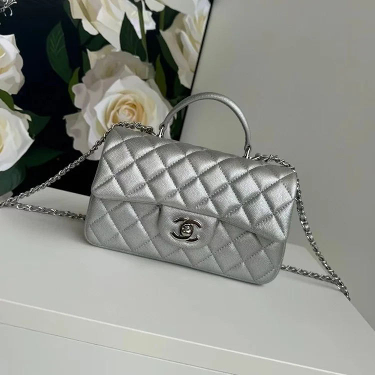 샤넬 코코핸들 미니 플랩백 캐비어