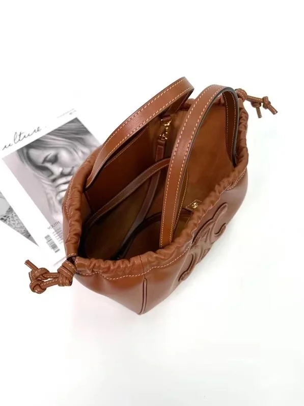 셀린느 드로우스트링 카바스 스몰 백 브라운