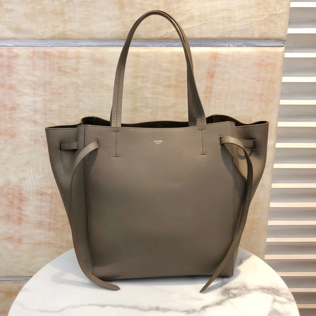 셀린느 스몰 카바스 팬텀 백 카키