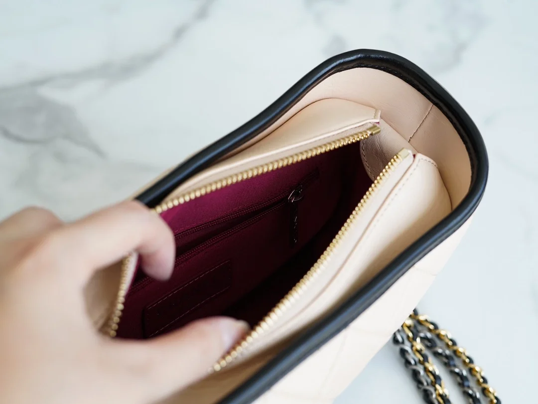 샤넬 가브리엘 스몰 호보백 살구