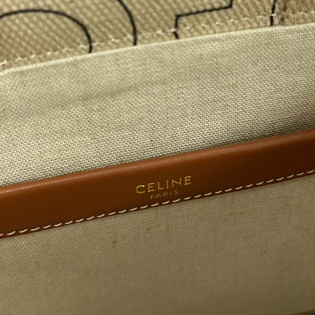 셀린느 스몰 카바스 타이스 트리옹프 토트백