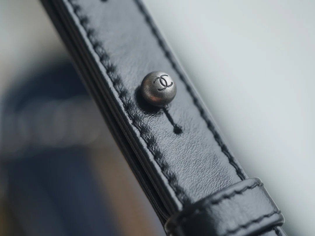 샤넬 가브리엘 스몰 호보백 블루