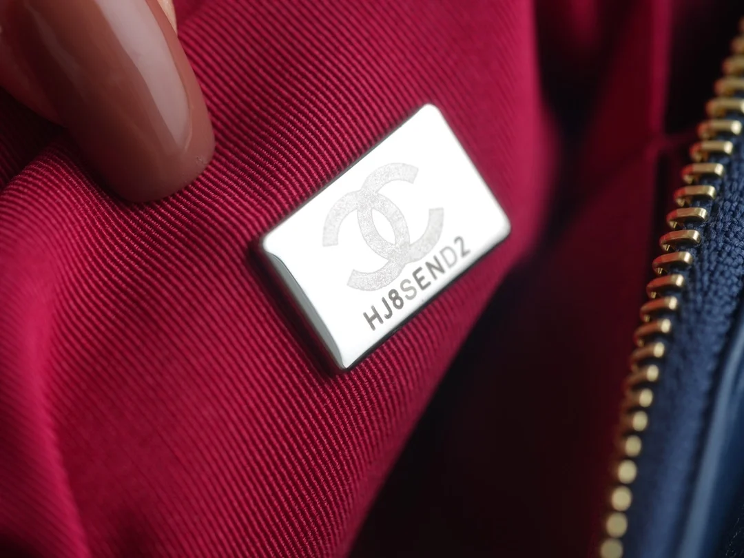 샤넬 가브리엘 스몰 호보백 블루