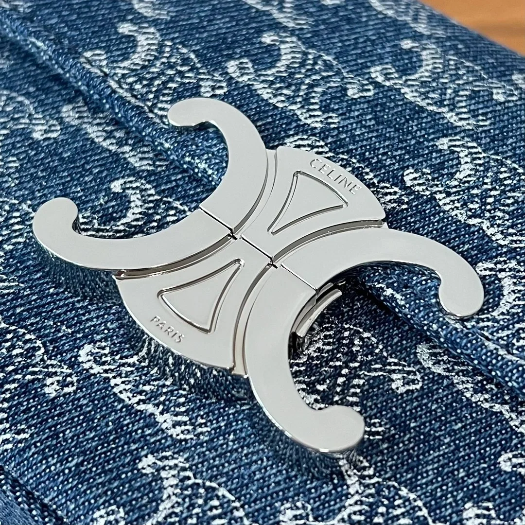 셀린느 트리오페 올오버 데님 숄더백