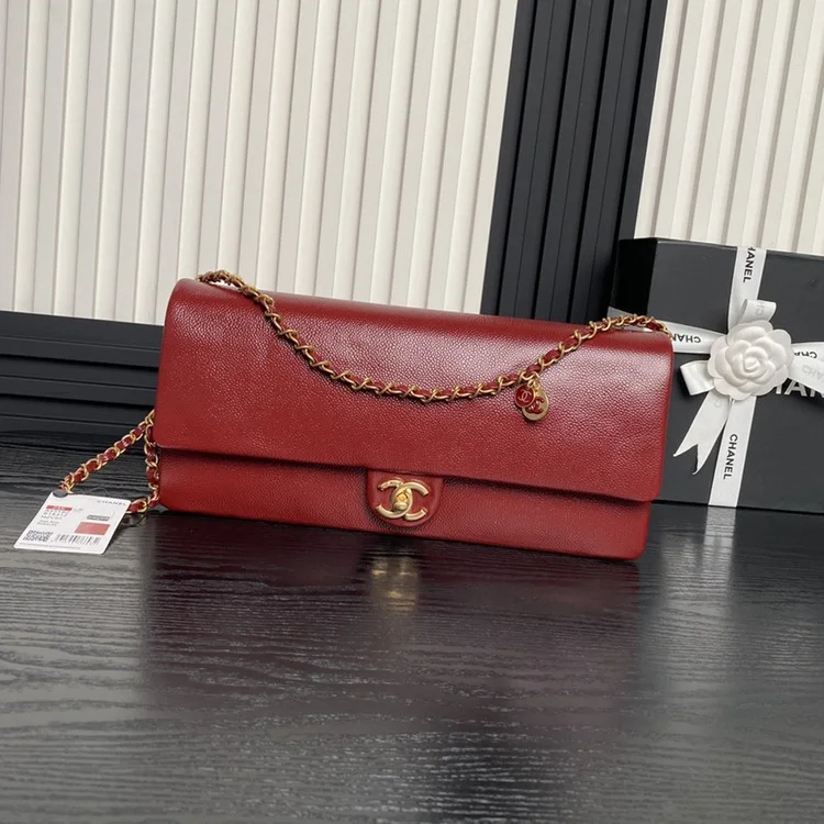 샤넬 맥시 클러치백 유광 그레인드 카프스킨 골드 32cm