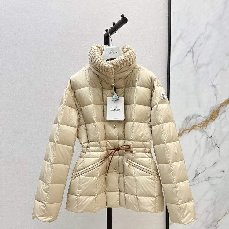 몽클레어 Antigone 안티고네 여성 숏패딩